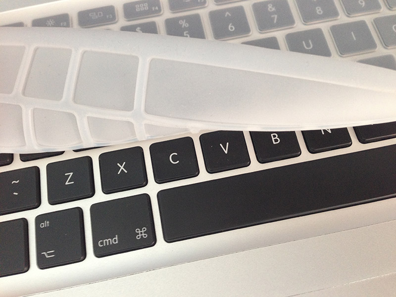 SwitchEasy SafeKeys MacBook Pro keyboard cover